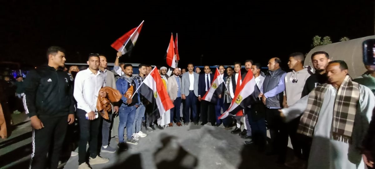 توافد أعداد كبيرة من الجبهة الوطنية انطلاقا إلى رفح لدعم القضية الفلسطينية
