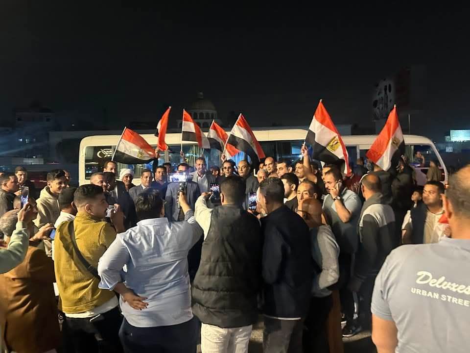 انطلاق حشود أهالي الفيوم لدعم موقف مصر بالعريش