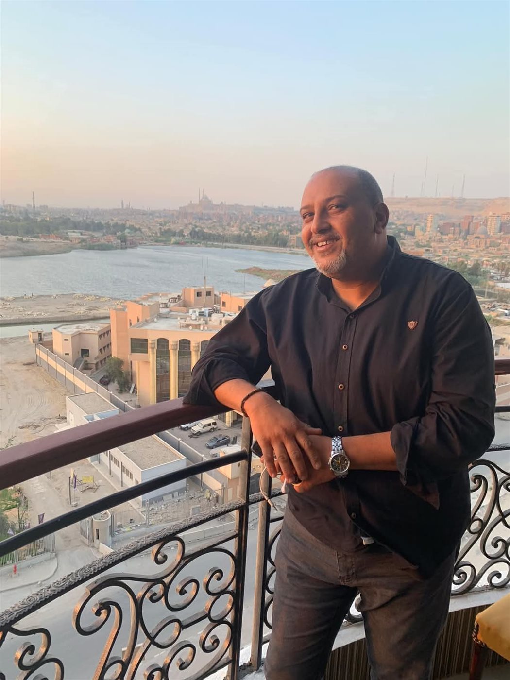محمد محسن ينعى الملحن الليبي الراحل