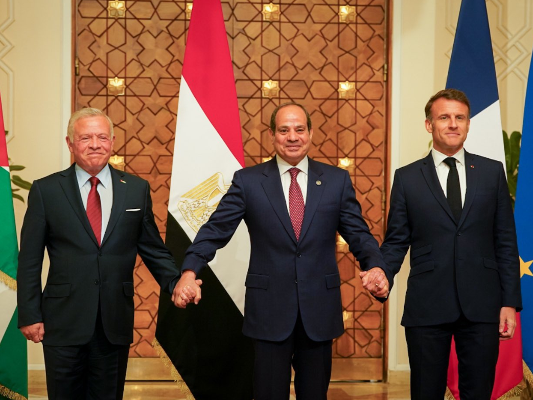 ماكرون خلال زيارته إلى مصر