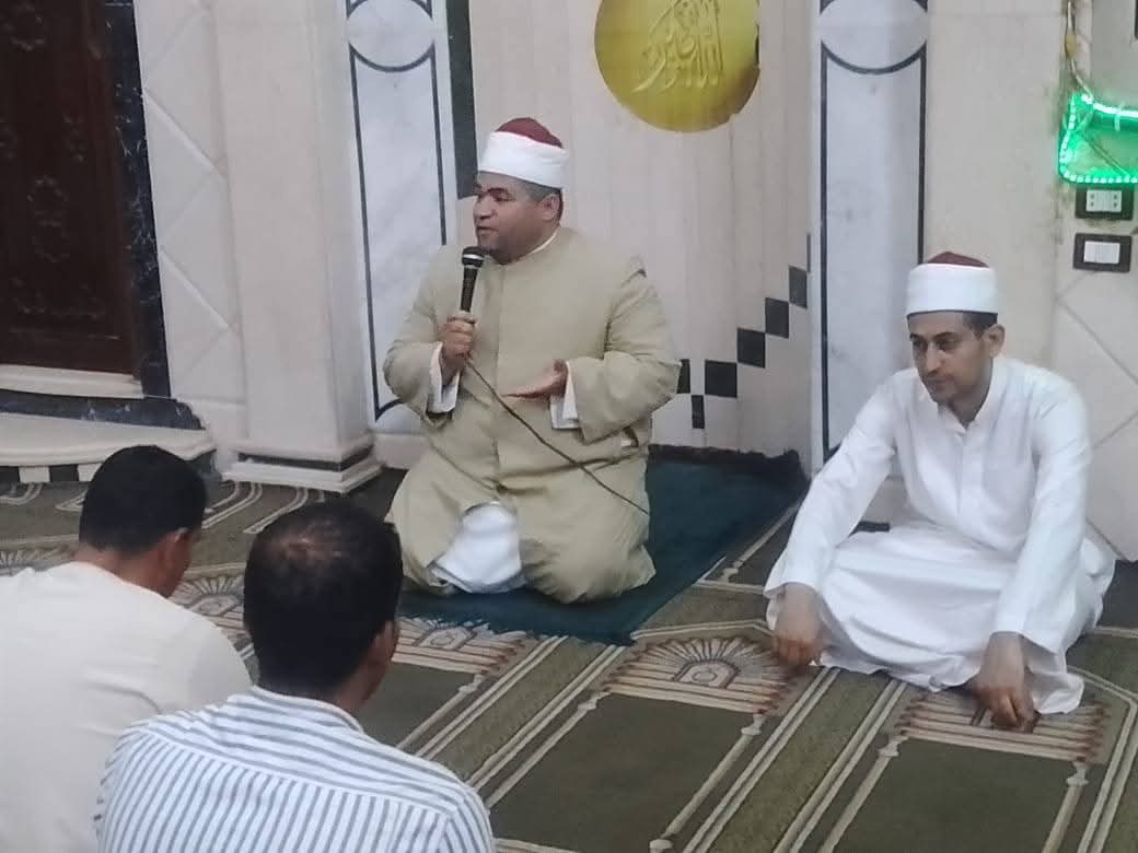 جانب من الندوات