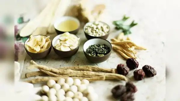 أعشاب صينية مذهلة تعزز نمو الشع