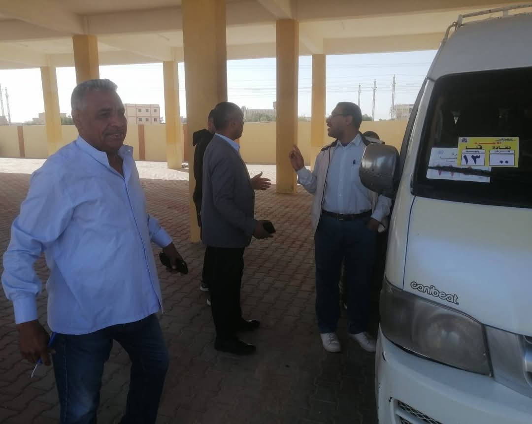 موقف سرفيس قنا