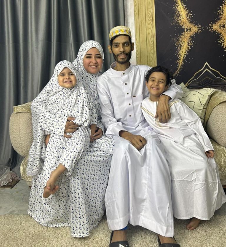 إبراهيم شيكا وأسرته