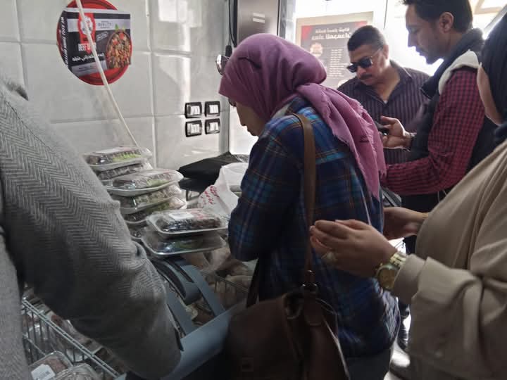 جاتب من الحملة