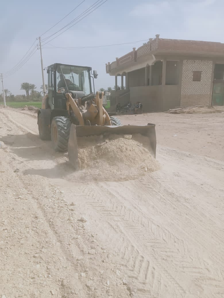 حملات مكثفة للنظافة ورفع الإشغالات وتسوية الطرق وتطوير منظومة الإنارة بمركز يوسف الصديق