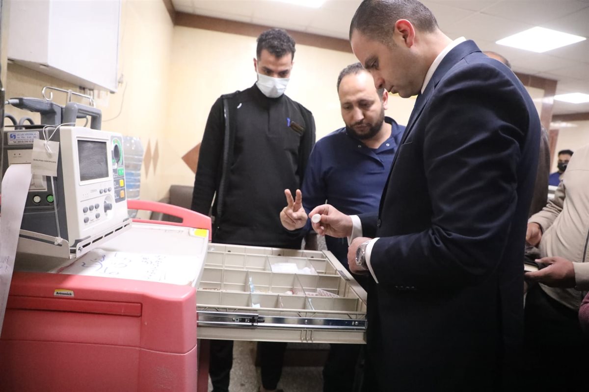 جانب من زيارة نائب وزير الصحة لمستشفى عين شمس