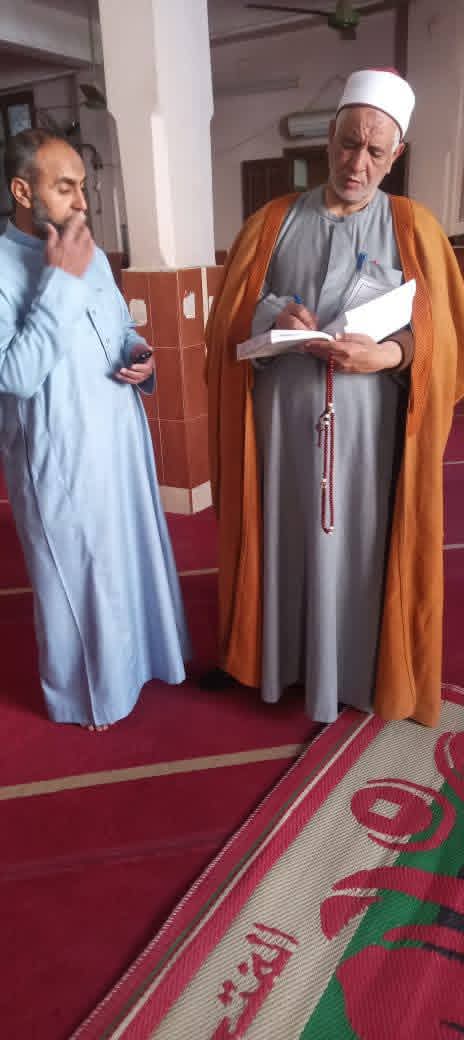 مدير أوقاف الفيوم يواصل جولاته المرورية على المساجد لتعزيز الانضباط الإداري والدعوي