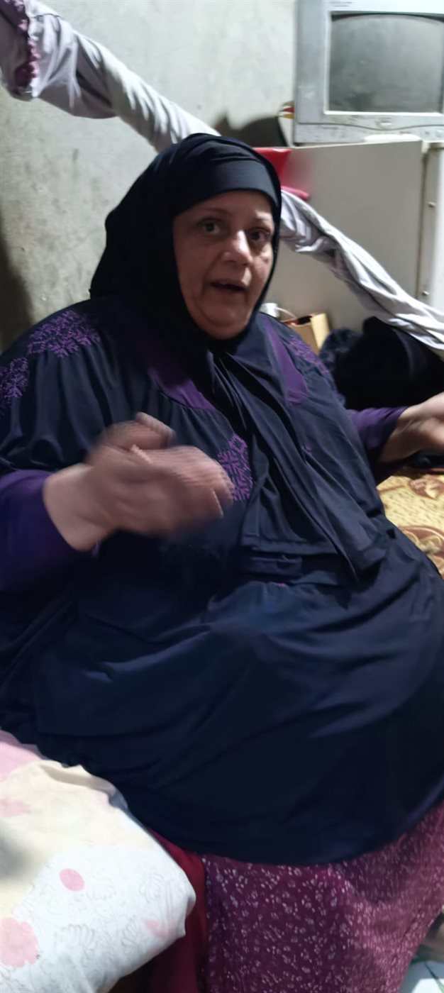 محدش راضي يعالجني: سيدة بالفيوم تستغيث بالمسئولين: اتعرضت لخطأ طبي من 17 سنة ونفسي أقوم من السرير