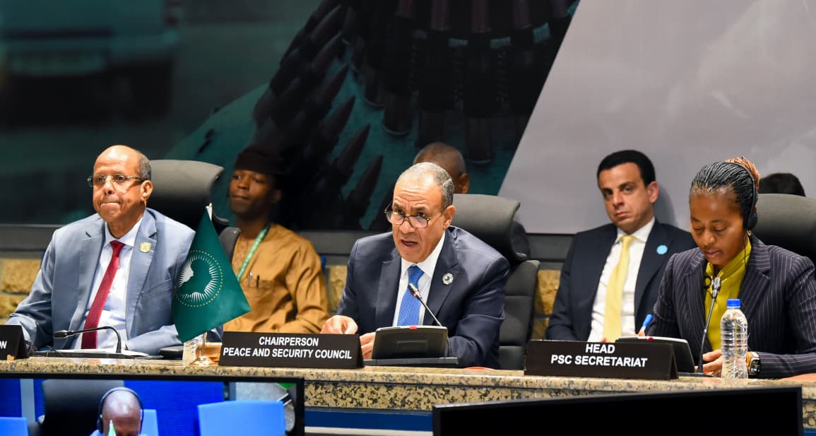 <strong>وزير الخارجية يترأس جلسة مشاورات مجلس السلم والأمن غير الرسمية حول السودان</strong>