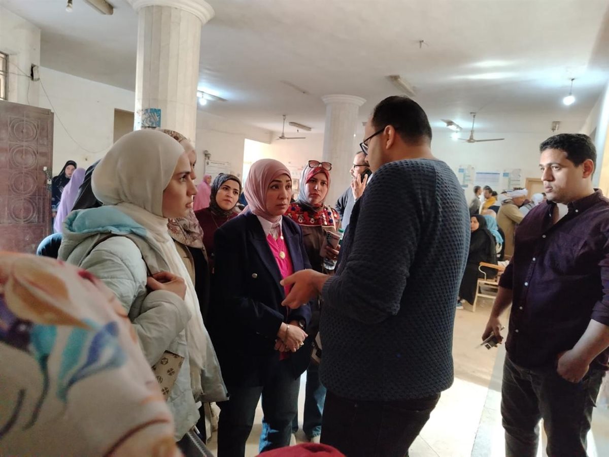 جولة ميدانية مفاجئة لوكيل وزارة الصحة بالفيوم لمستشفى اطسا المركزى&nbsp;<br>&nbsp;