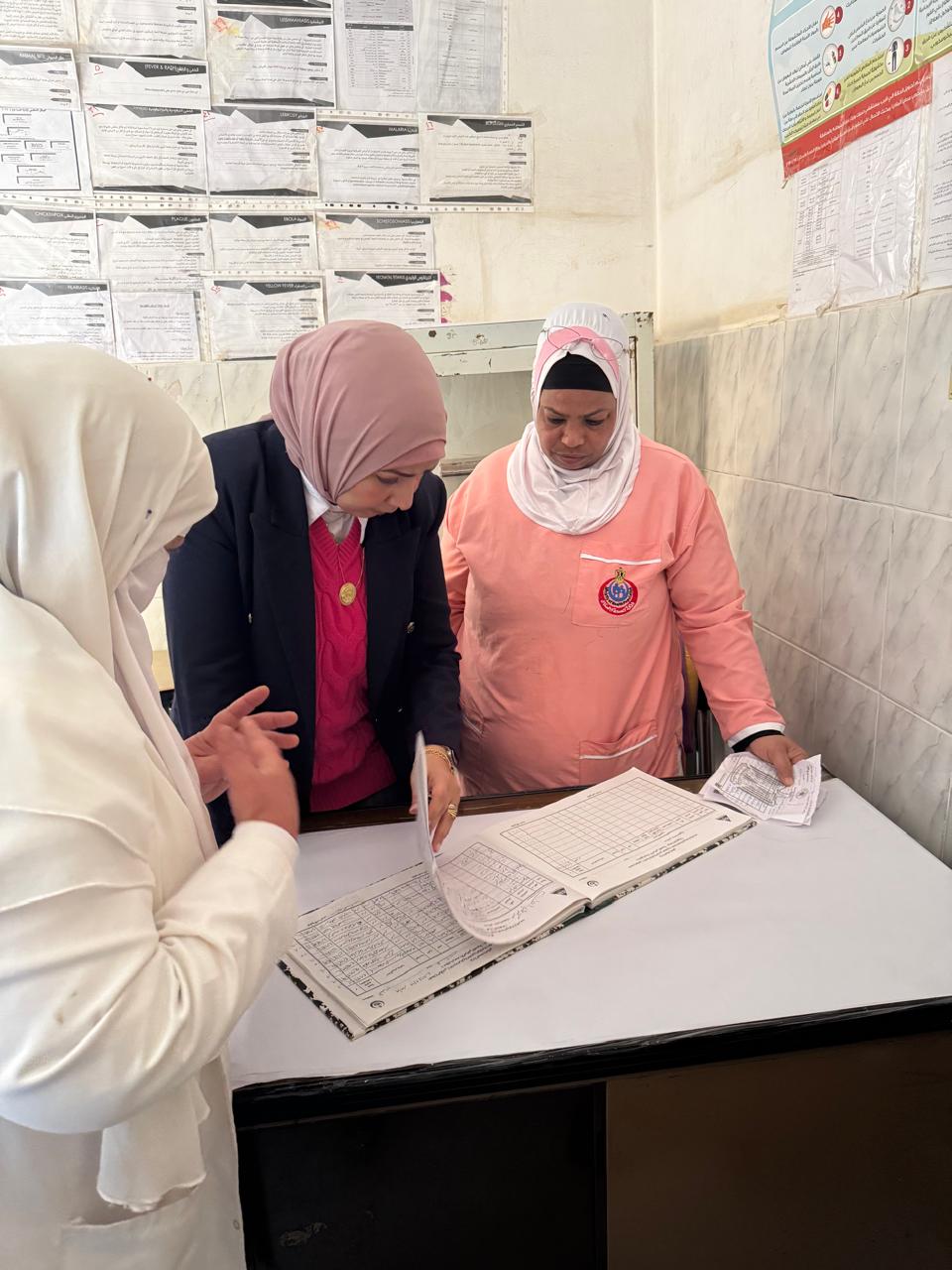 جولة ميدانية مفاجئة لوكيل وزارة الصحة بالفيوم لمستشفى اطسا المركزى&nbsp;<br>&nbsp;