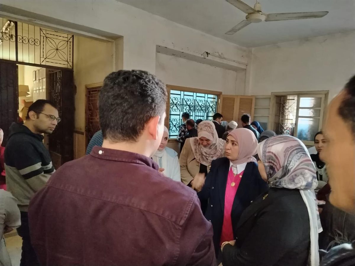 جولة ميدانية مفاجئة لوكيل وزارة الصحة بالفيوم لمستشفى اطسا المركزى&nbsp;<br>&nbsp;