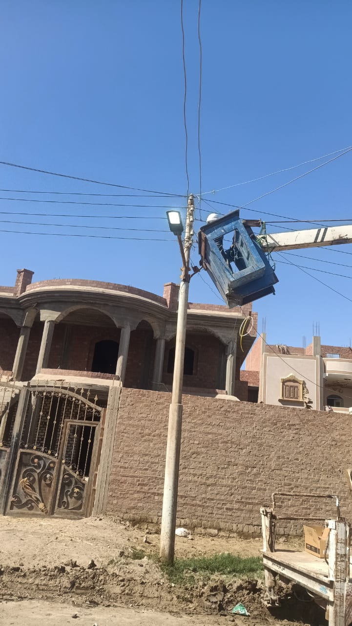 حملات صباحية ومسائية للنظافة العامة وصيانة الإنارة وتمهيد الطرق بمركز ومدينة سنورس