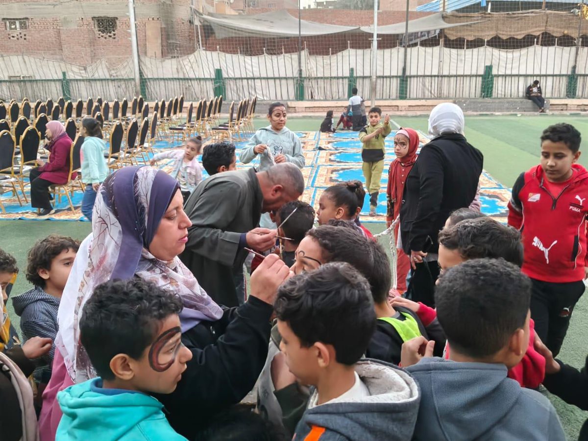 العجميين تختتم قافلتها الثقافية… ثلاثة أيام صنعت مسرحًا للإبداع وملتقى للوعي