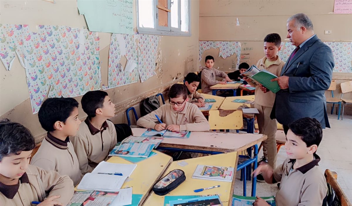 وكيل تعليم الفيوم يتابع انتظام الدراسة بمدرسة عثمان بن عفان الابتدائية&nbsp;