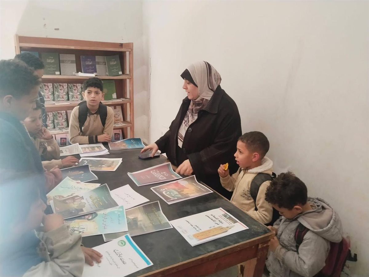 الأندلس تعود في عيون الأطفال.. يوم ثانٍ حافل بالمعرفة والتجربة التفاعلية بمعرض الكتب التاريخية