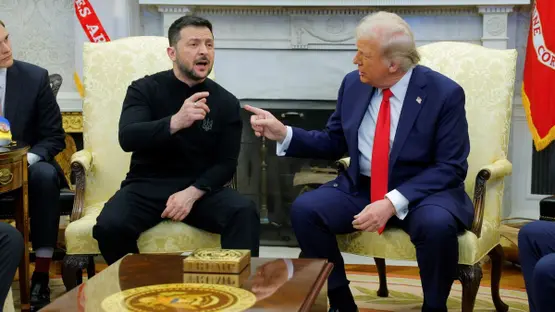 الرئيس الأوكراني فلاديمير زيلينسكي والرئيس الأمريكي دونالد ترامب في البيت الأبيض فبراير 2025