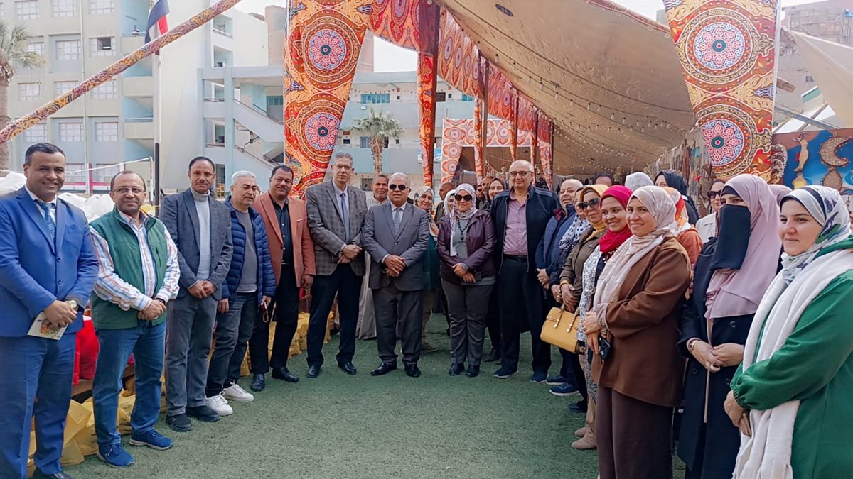 قبيصي يفتتح معرض «أهلاً رمضان» بتعليم الفيوم وتوزيع كراتين والملابس للطلاب وعمال الخدمات المعاونة غير القادرين&nbsp;