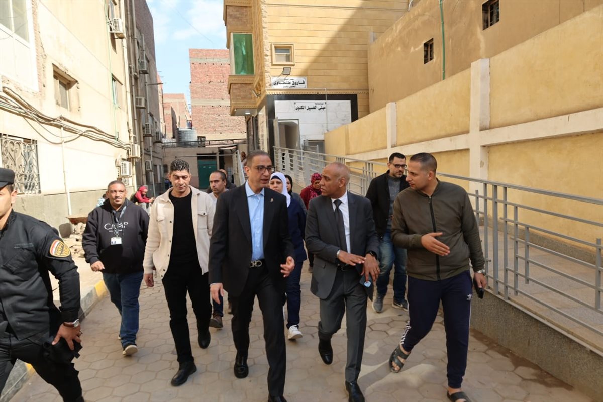 جانب من زيارة محافظ الجيزة مستشفى أبو النمرس&nbsp;