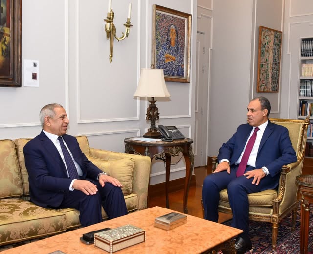 <strong>وزير الخارجية يلتقي رئيس الأكاديمية العربية للعلوم والتكنولوجيا والنقل البحري</strong>