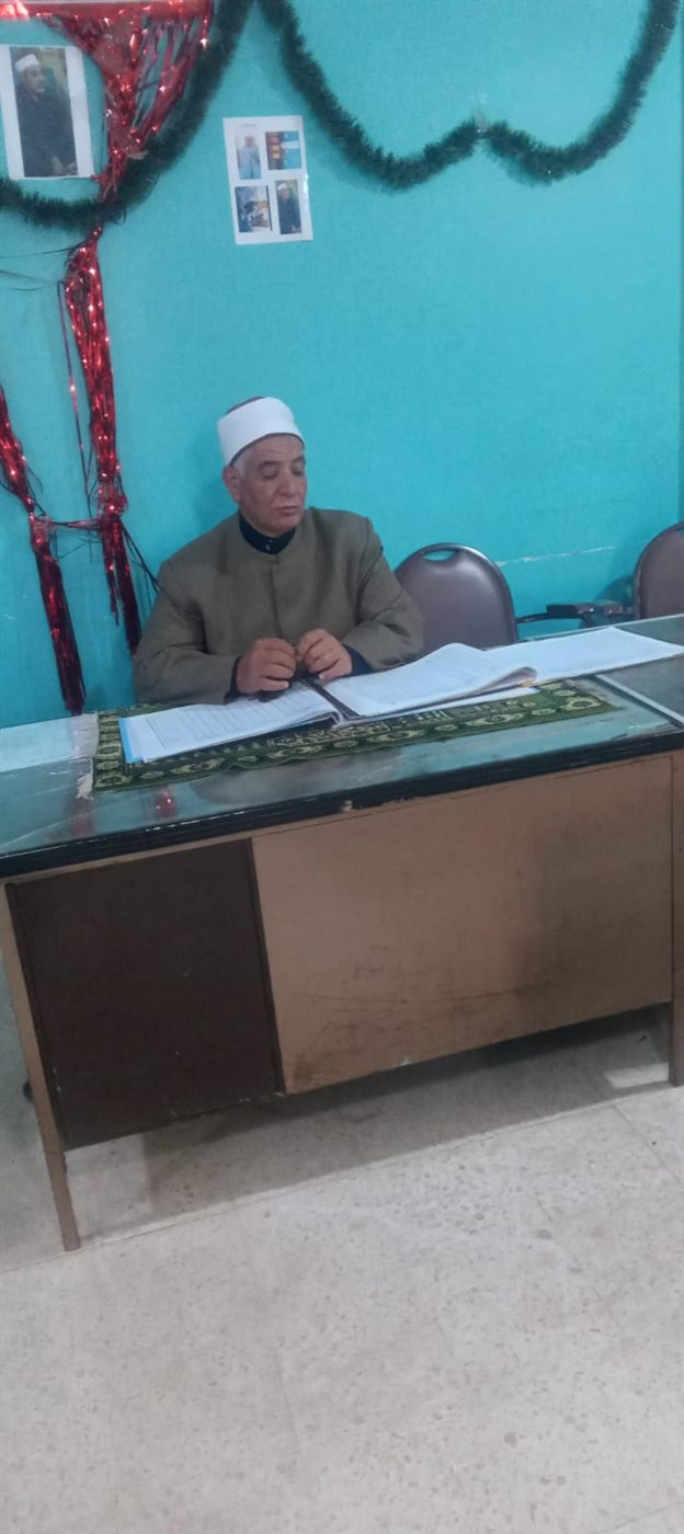 مدير أوقاف الفيوم يواصل جولاته المرورية لمتابعة الانضباط الدعوي والإداري