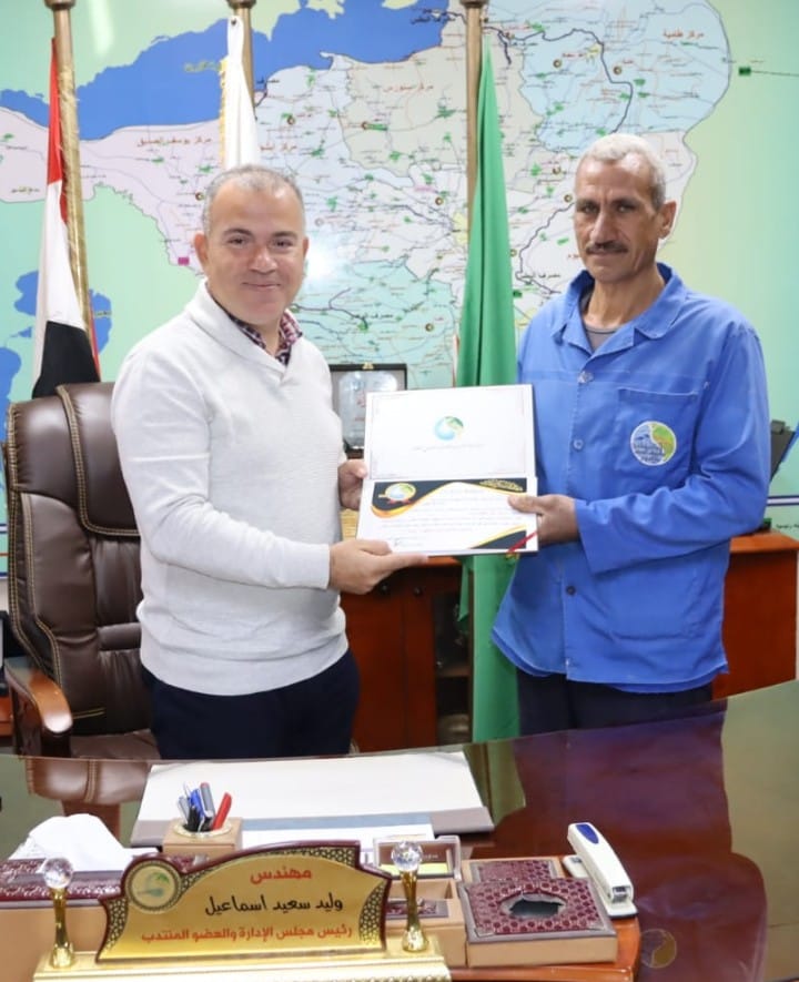 رئيس مياه الفيوم يكرّم رموزاً من العاملين المتميزين بقطاع مياه الشرب كمقدمة لمزيد من التكريمات بجميع القطاعات