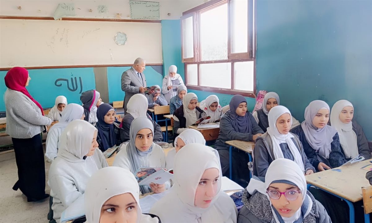 قبيصي في جولة مفاجئة لمتابعة انضباط وانتظام العملية التعليمية بمدارس شرق الفيوم