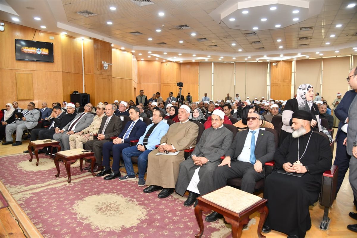 محافظ الفيوم يشهد الاحتفال باليوم السنوي لتأسيس الجامع الأزهر<br>&nbsp;