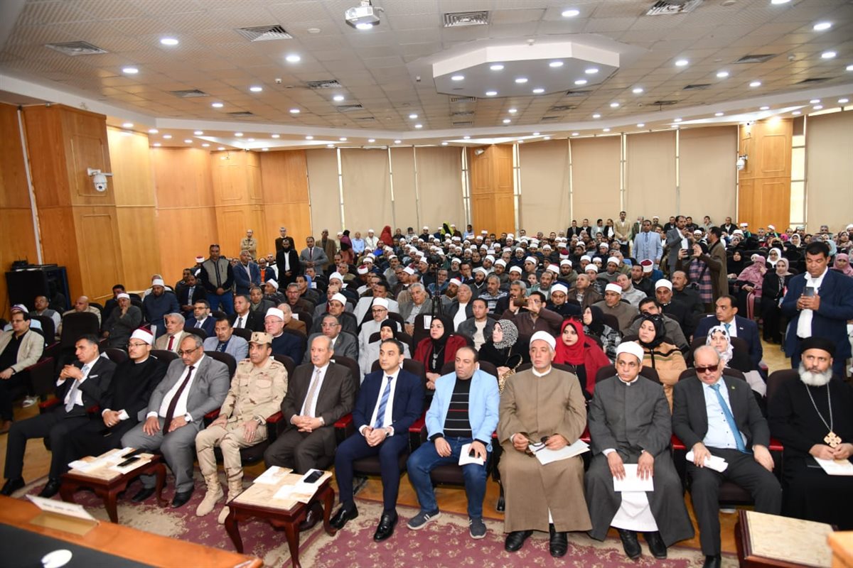 محافظ الفيوم يشهد الاحتفال باليوم السنوي لتأسيس الجامع الأزهر<br>&nbsp;