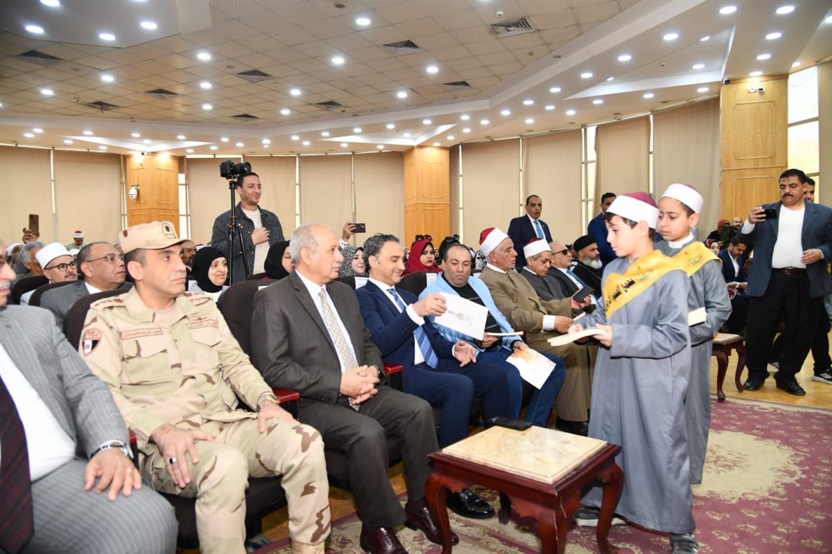 محافظ الفيوم يشهد الاحتفال باليوم السنوي لتأسيس الجامع الأزهر