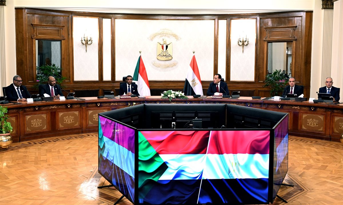 رئيسا وزراء مصر والسودان