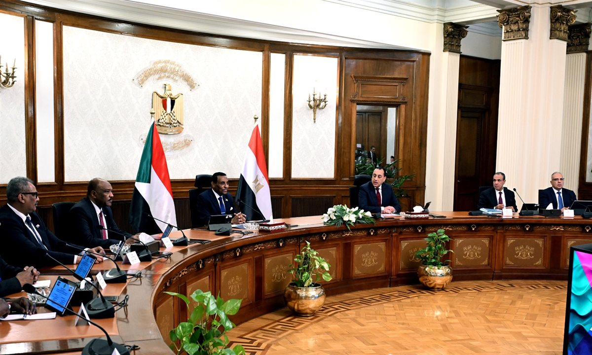 رئيسا وزراء مصر والسودان