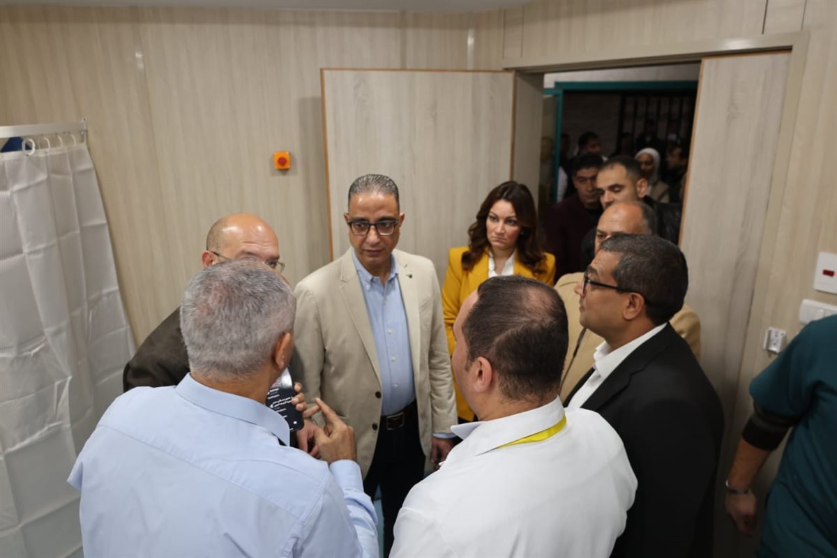 جانب من زيارة محافظ الجيزة لمستشفى البدرشين