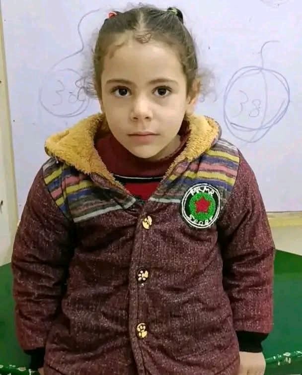 الطفلة استير ميشيل