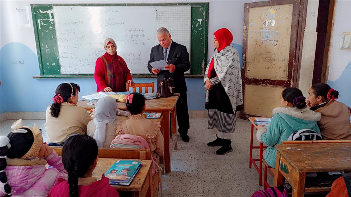 قبيصي يتابع مدرسة الشهيد ياسر كمال تمام بشرق الفيوم… وتوجيهات حاسمة للانضباط ودقة التقي