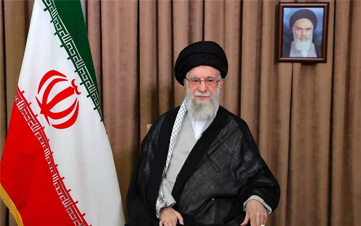 <strong>خامنئي</strong>