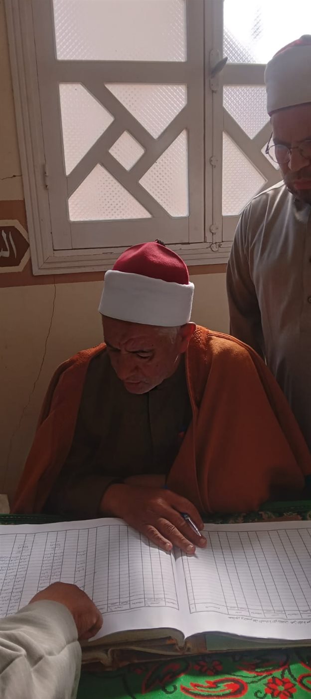 مدير مديرية أوقاف الفيوم يواصل جولاته المرورية لمتابعة الانضباط الدعوي والإداري