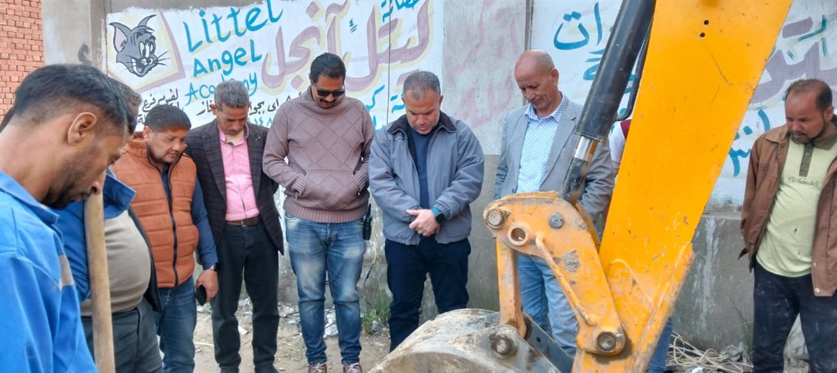 جولة ميدانية لرئيس مياه الفيوم لمتابعة مسار خط طرد الصرف الصحي بأبشواي