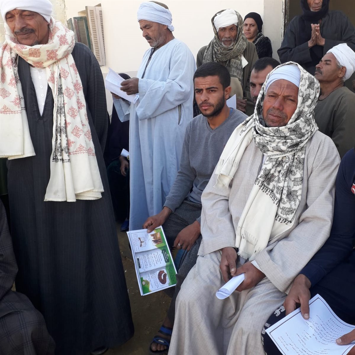 متابعة ميدانية مكثفة لحقول القمح بطامية وتوصيات هامة للمزارعين خلال مرحلة طرد السنابل<br>&nbsp;