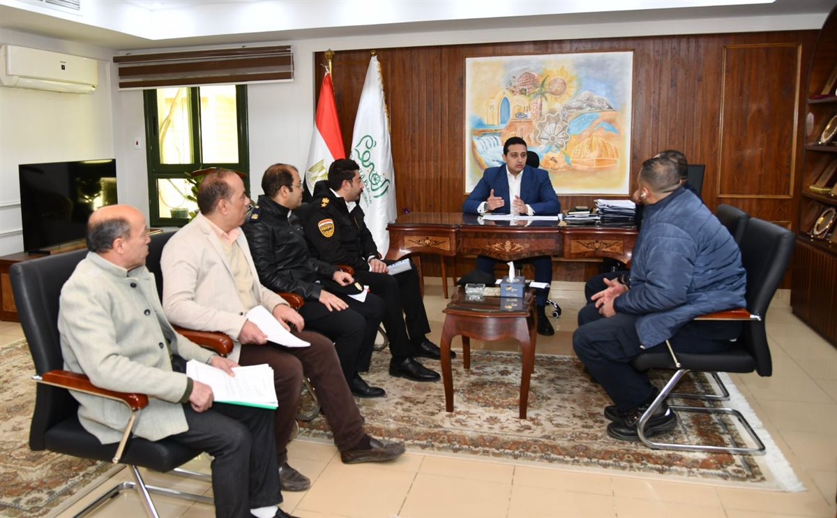 نائب محافظ الفيوم يتابع الموقف التنفيذي لمشروعات الخطة الاستثمارية