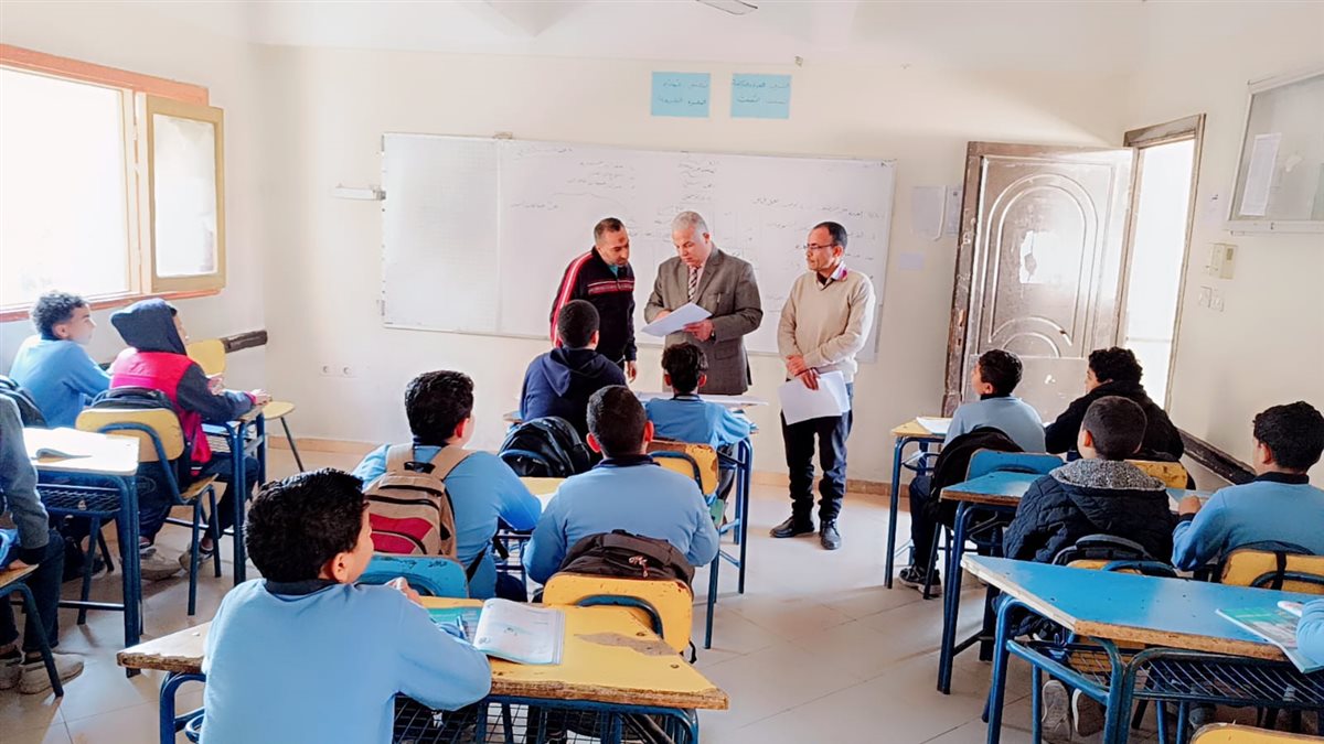 قبيصي يتابع مدرسة الشيخ حسن الإعدادية بنين بغرب الفيوم.. وتعليمات حاسمة لانضباط العملية التعليمية