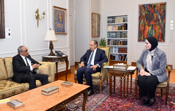 <strong>وزير الخارجية يستقبل أمين عام مجلس الوحدة الاقتصادية العربية</strong>
