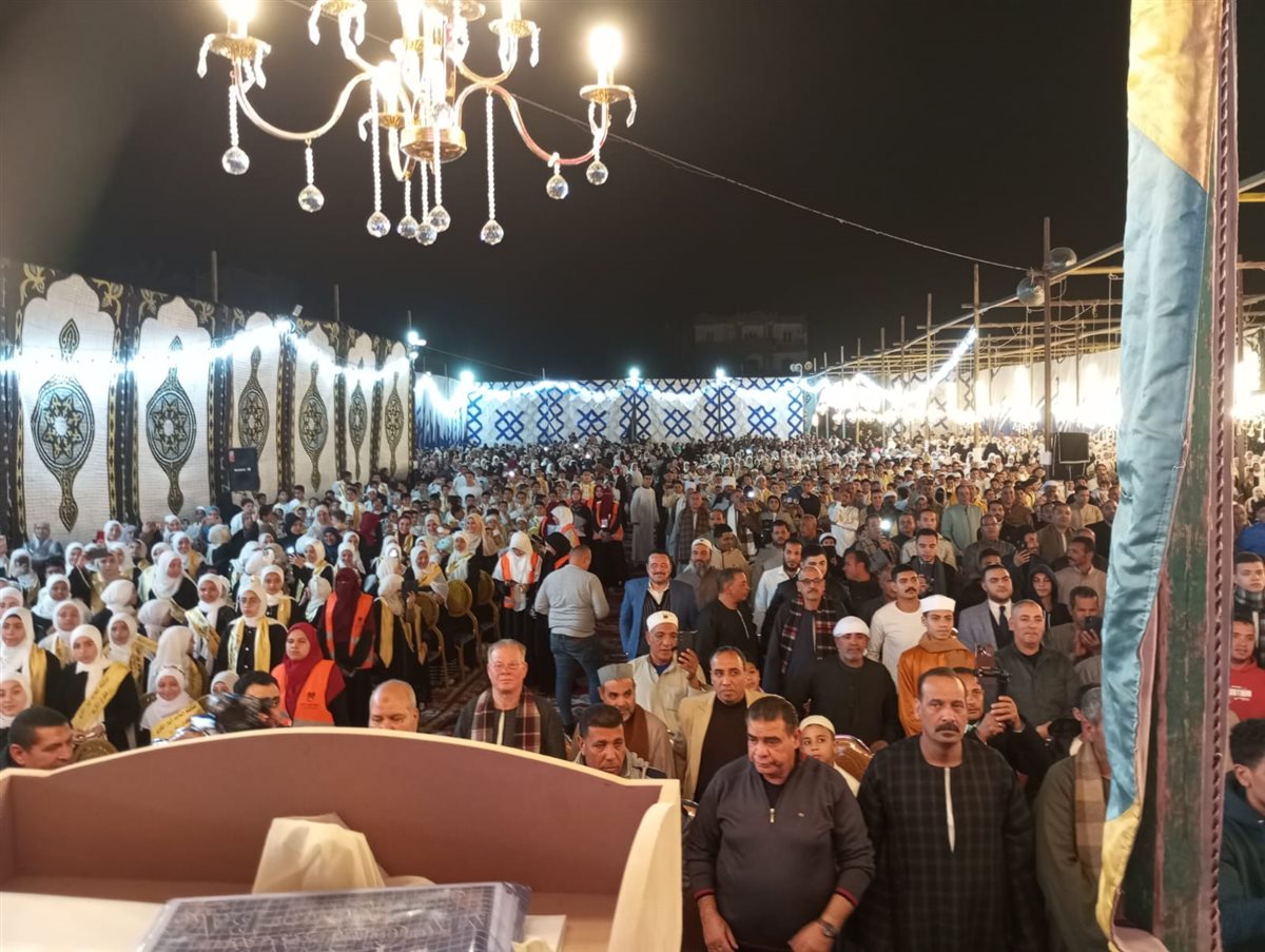 حفل قرآني مهيب بمركز سنهور القبلية بالفيوم لتكريم 2000 حافظ وحافظة للقرآن الكريم