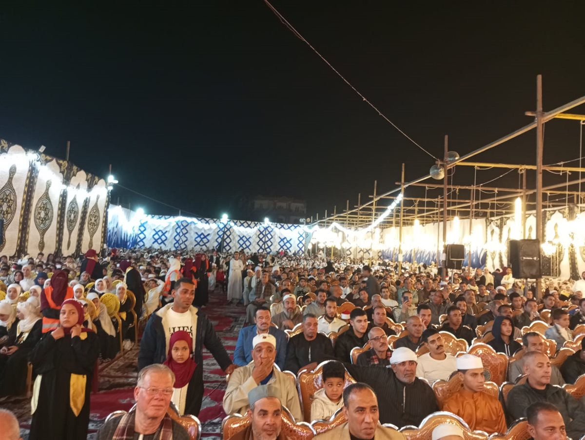 حفل قرآني مهيب بمركز سنهور القبلية بالفيوم لتكريم 2000 حافظ وحافظة للقرآن الكريم