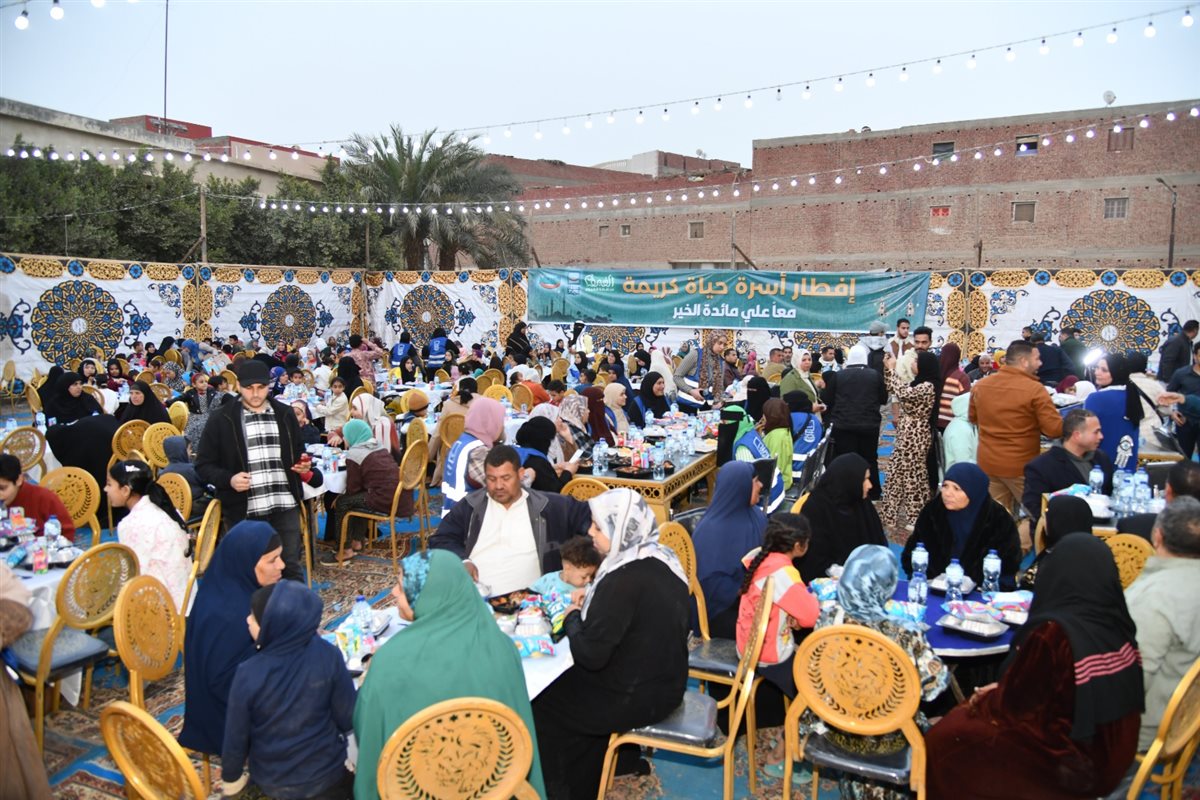 نائب محافظ الفيوم يشارك 450 صائماً بحفل الإفطار السنوي لمؤسسة 