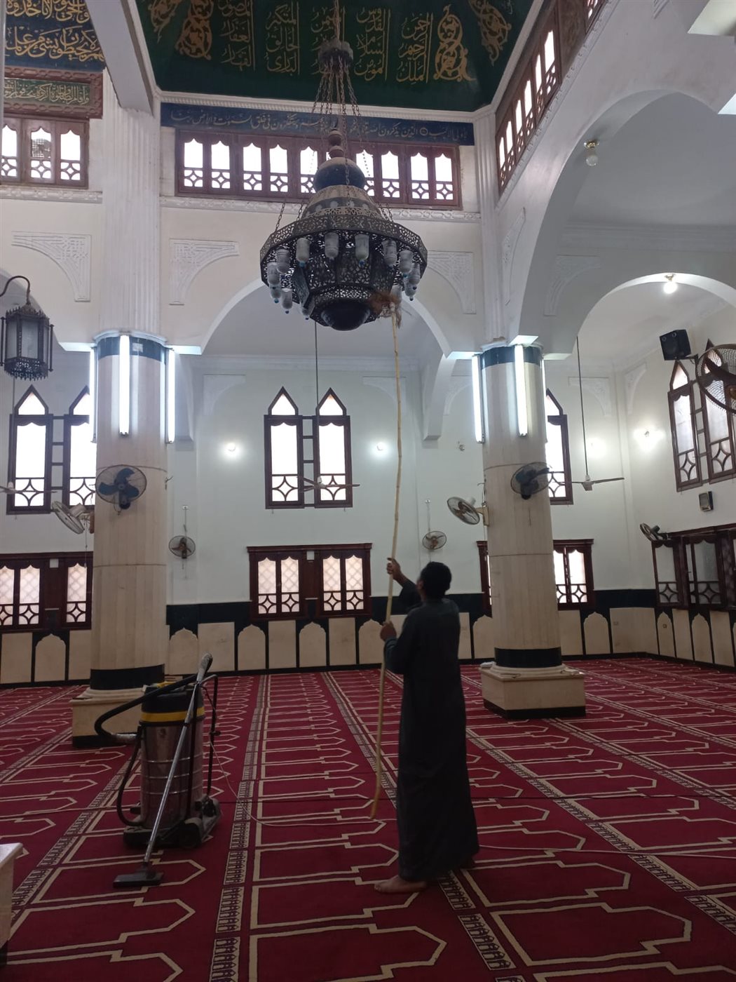 أوقاف الفيوم: تجديد حملة النظافة الشاملة بالمساجد استعدادًا لعيد الفطر المبارك