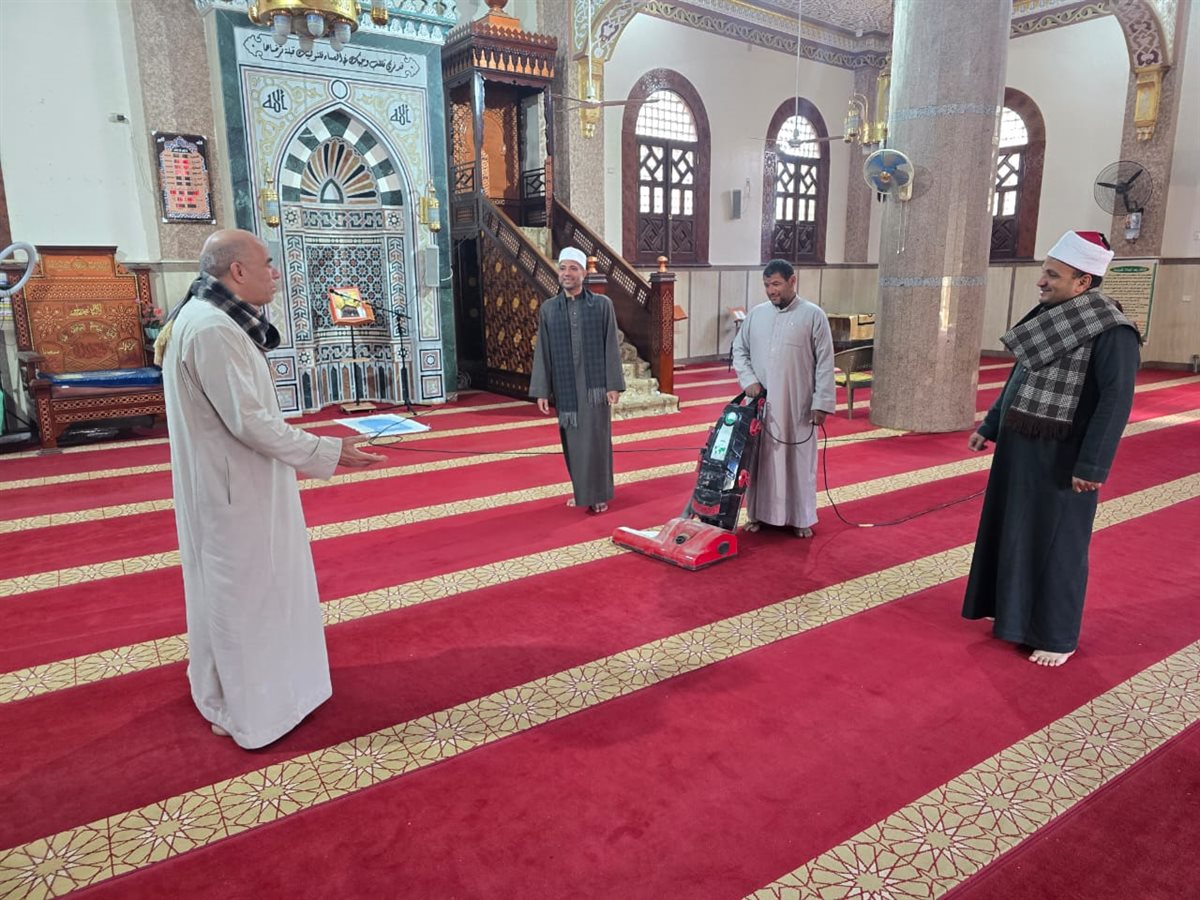 أوقاف الفيوم: تجديد حملة النظافة الشاملة بالمساجد استعدادًا لعيد الفطر المبارك