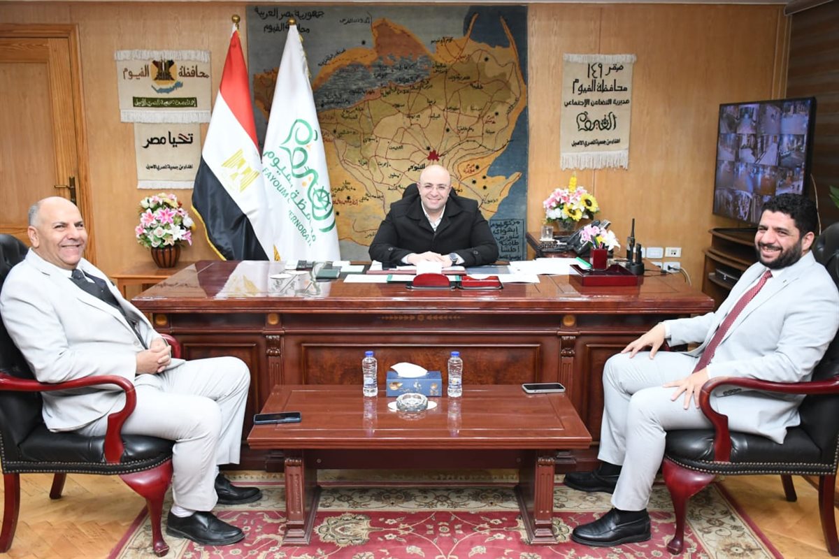 محافظ الفيوم يستقبل وفد نقابة المهندسين للتهنئة بتجديد ثقة القيادة السياسية.. وتعزيز سبل التعاون المشترك