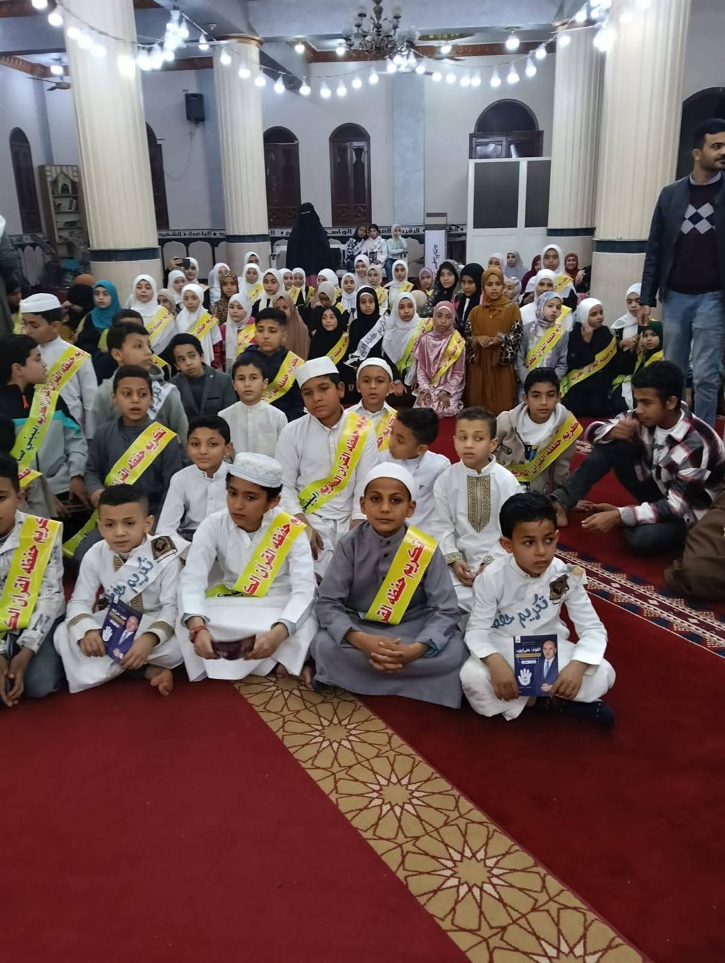 مدير أوقاف الفيوم يشهد حفل تكريم حفظة القرآن الكريم بمسجد الحرمين